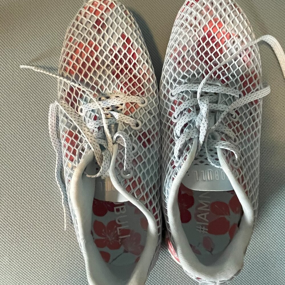 NoBull Trainers Women's Size 8.5 - like new